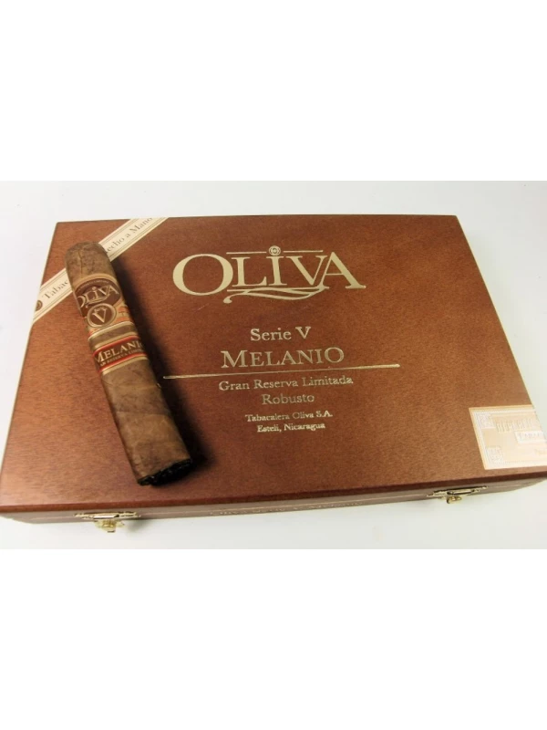 Oliva Serie V Melanio Robusto