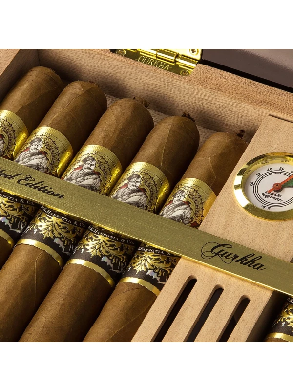Подарочный набор сигар Gurkha Jubilee Toro