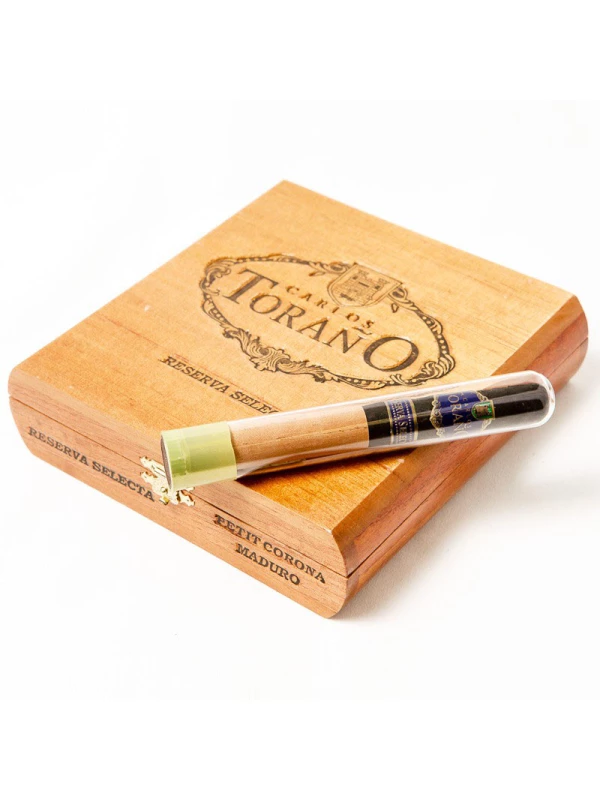 Carlos Torano Reserve Select Petit Corona Maduro