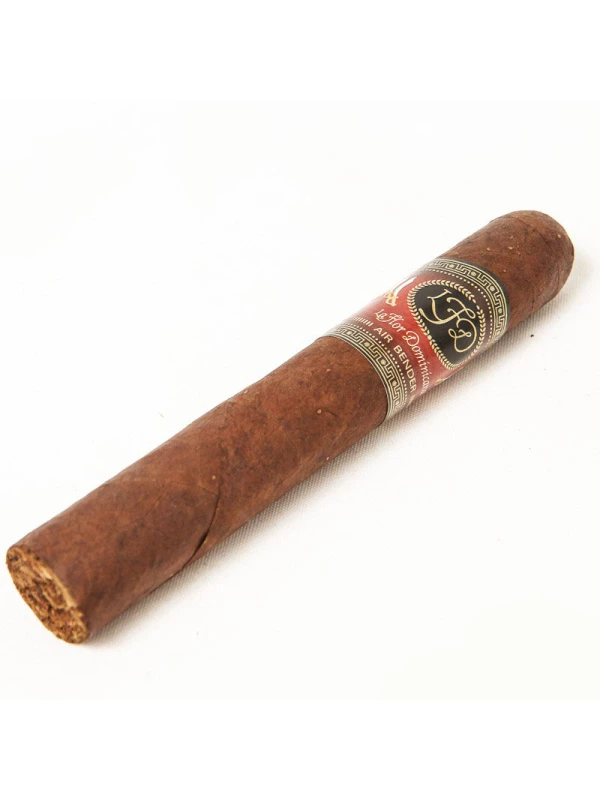 La Flor Dominicana Air Bender Matatan