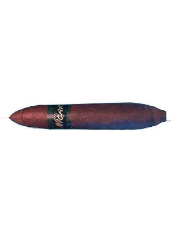 Nicarao Puro Exclusivo Romeo Figurado