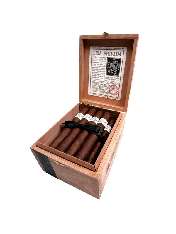 Drew Estate Liga Privada №9 Belicoso