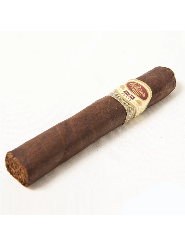 Padron 1926 Series No 6 Maduro