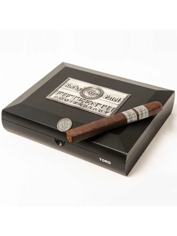 Rocky Patel 15 Anniversary Toro