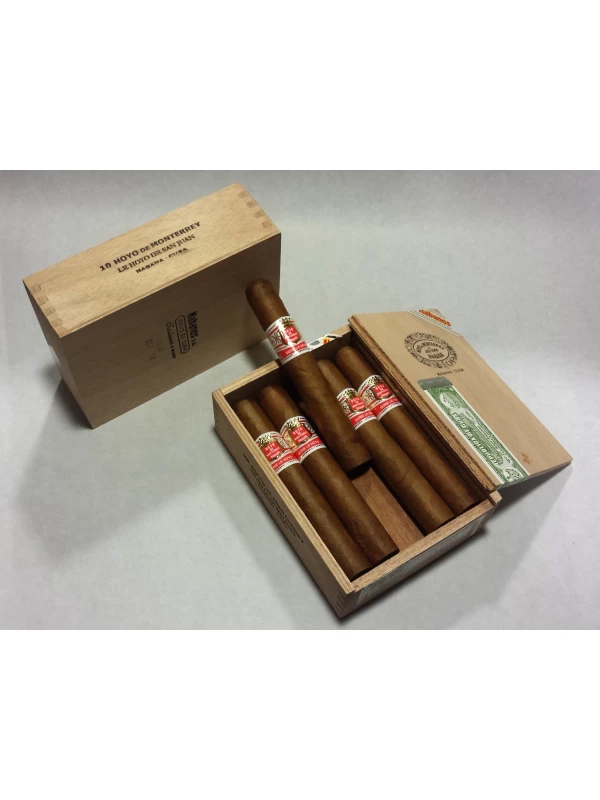 Hoyo de Monterrey Le Hoyo de San Juan
