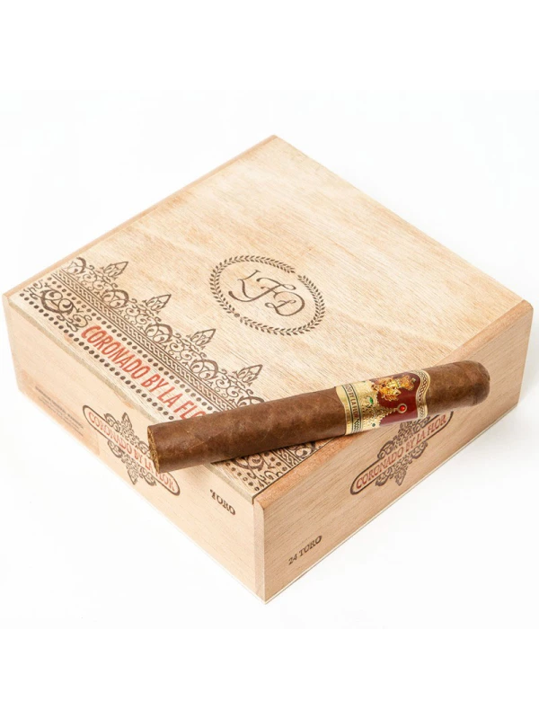 La Flor Dominicana Coronado by La Flor Toro
