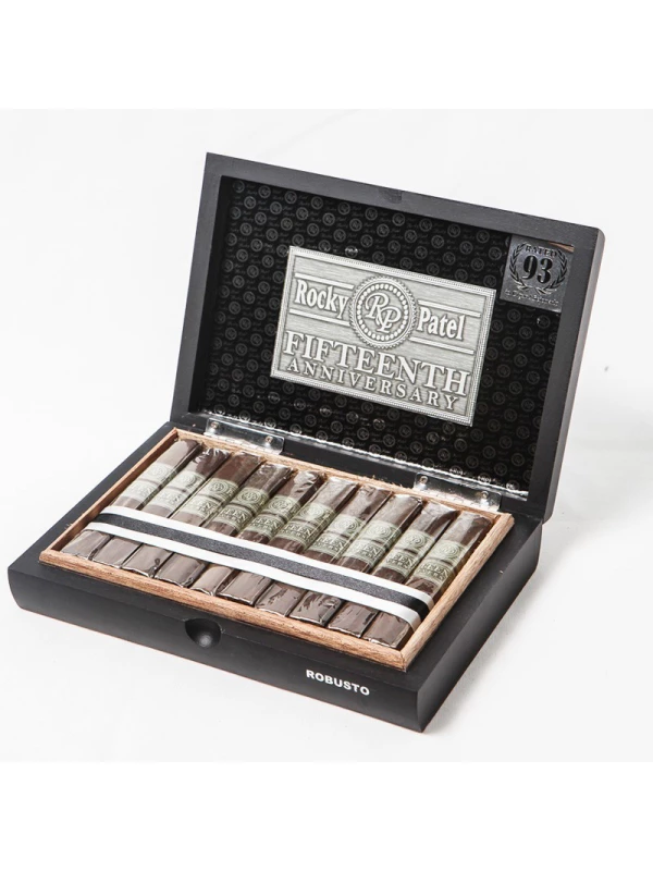 Rocky Patel 15 Anniversary Robusto