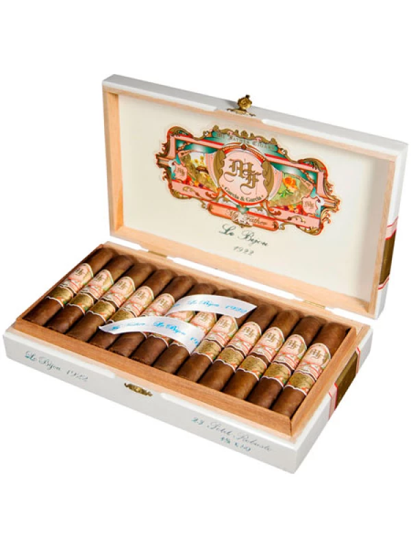 My Father Le Bijou 1922 Petit Robusto