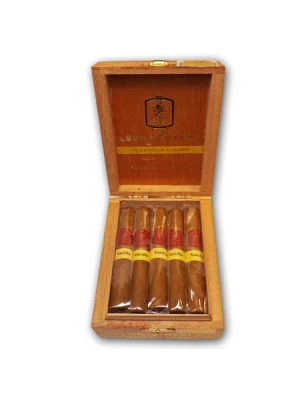 Сигары Leon Jimenes Petit Corona Vanilla