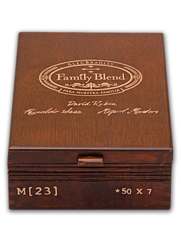 Alec Bradley Family Blend M23