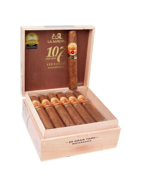 La Aurora 107 Nicaragua Gran Toro