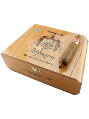 Сигары Arturo Fuente Hemingway Work of Art Natural