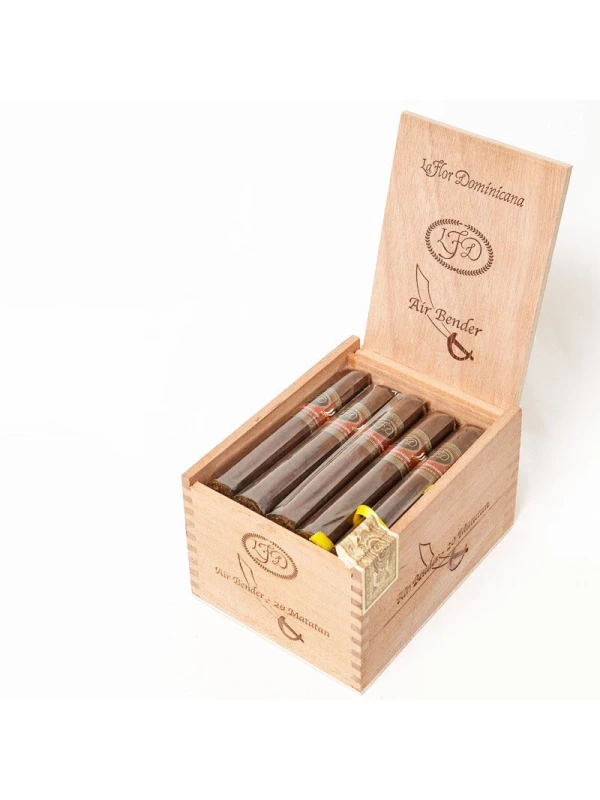 La Flor Dominicana Air Bender Matatan