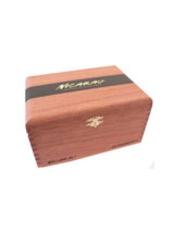 Nicarao Classico Piramide