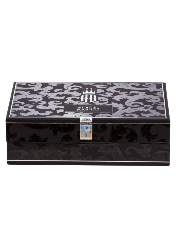 Alec Bradley Black Market Toro Tubos