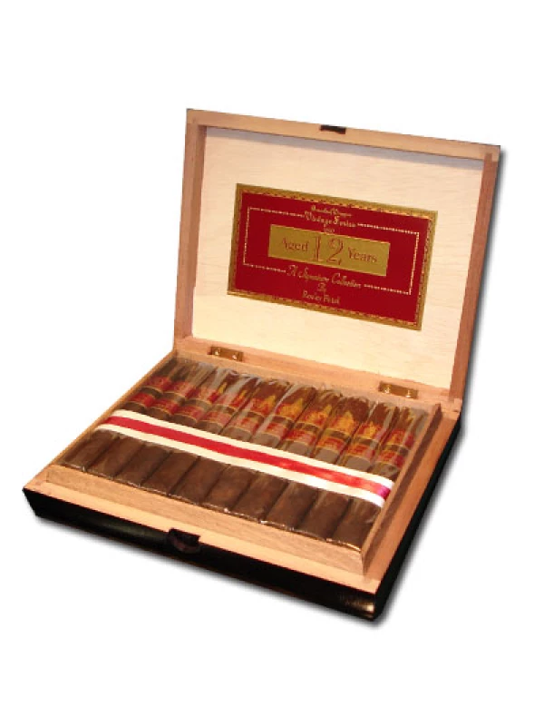 Rocky Patel Vintage 1990 Robusto