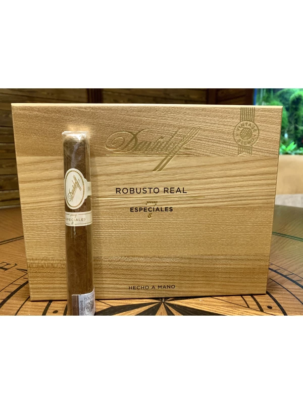 Davidoff Limited Edition 2019 Robusto Real Especiales 7