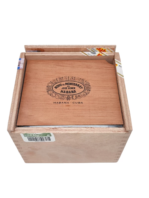 Hoyo de Monterrey Petit Robusto