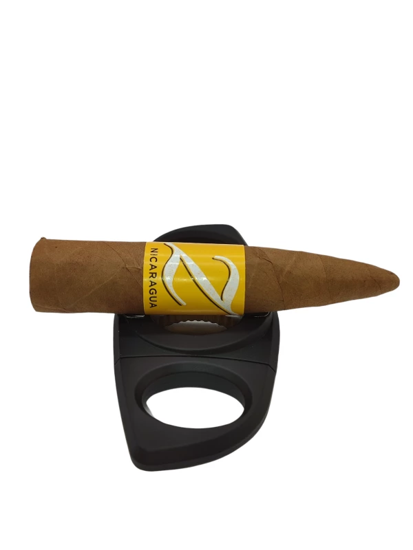 Zino Nicaragua Short Torpedo