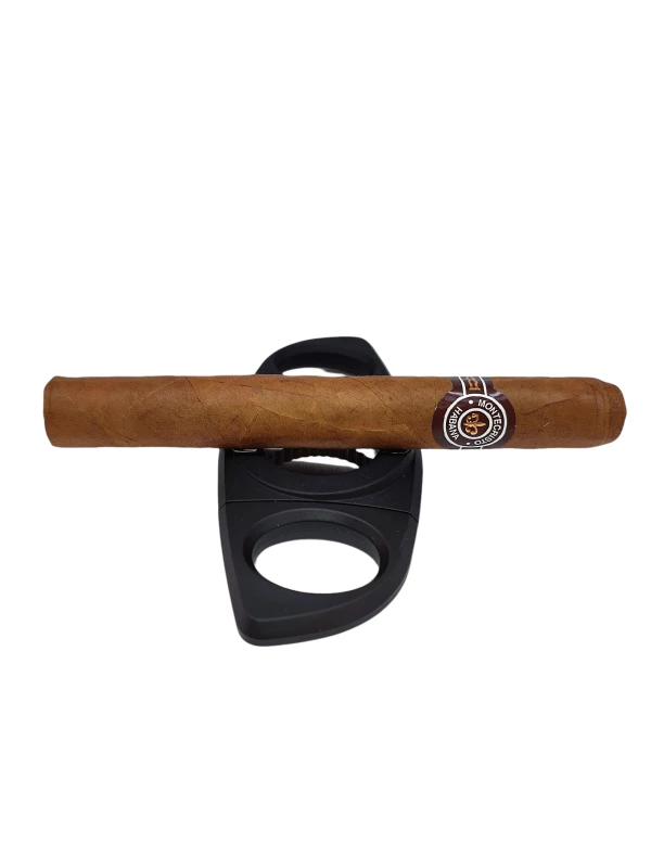 Montecristo № 4