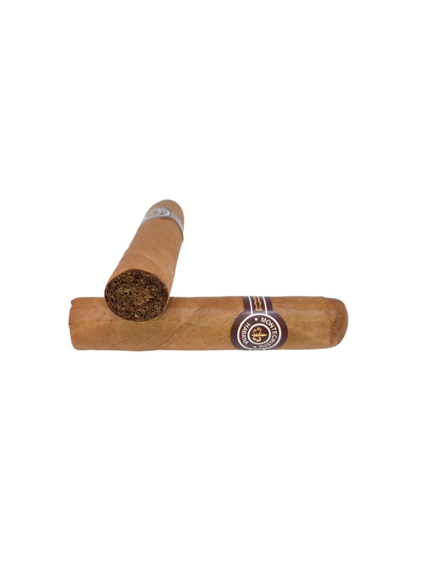Montecristo Media Corona