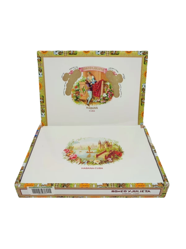 Romeo Y Julieta Short Churchills