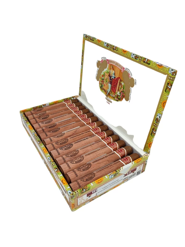 Romeo y Julieta Coronitas en Cedro