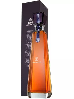 Текила 1800 Milenio Extra Anejo, gift box 0.7 л