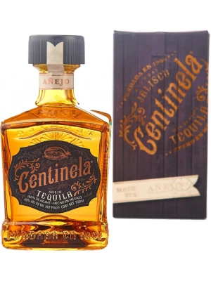 Текила Centinela Anejo, gift box 0.75 л