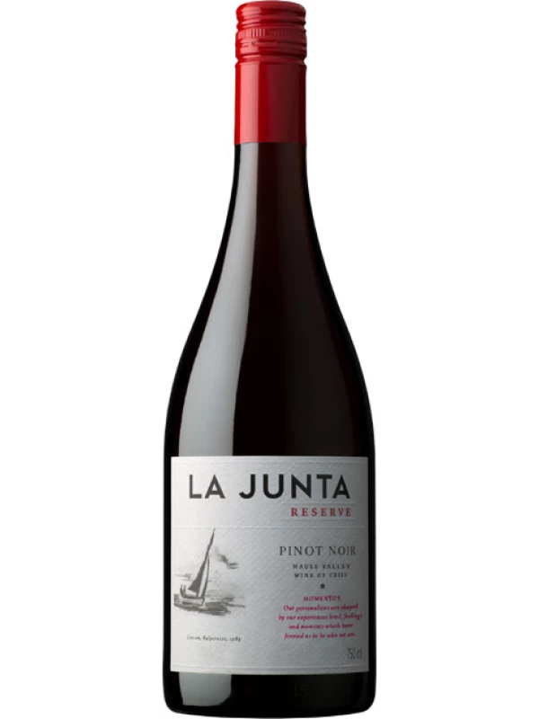 La Junta, Momentos Reserve Pinot Noir, Curico Valley DO