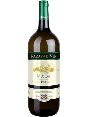 Вино Kazayak Vin Muscat White Semisweet 1.5 л