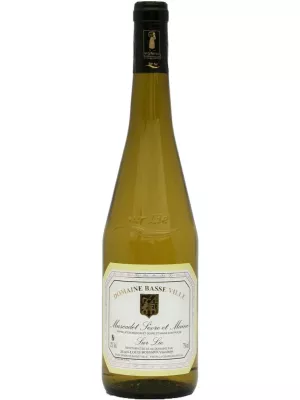 Вино Domaine Basse Ville, Muscadet Sevre et Maine AOC Sur Lie 2024, 0.75 л