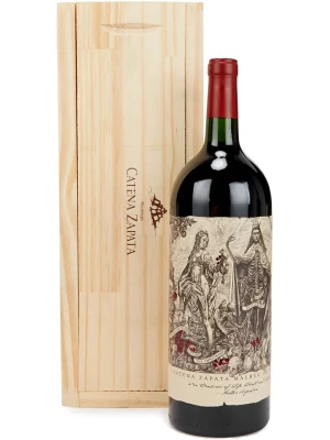 Вино Catena Zapata, Malbec Argentino, Mendoza, wooden box 2021, 1.5 л