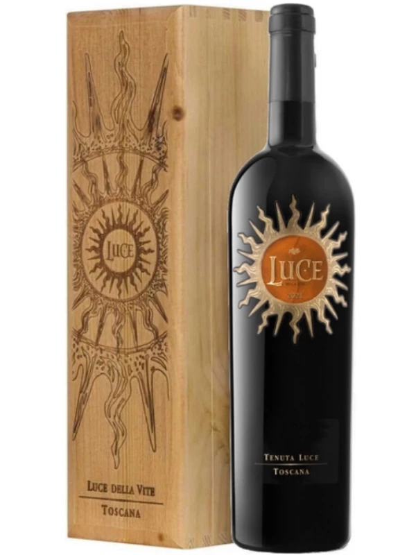 Luce, wooden box