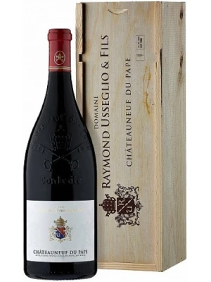 Вино Domaine Usseglio Raymond & Fils, Chateauneuf du Pape AOC Rouge, wooden box 2015, 1.5 л