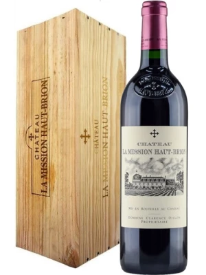 Вино Chateau La Mission Haut-Brion, Pessac-Leognan AOC Cru Classe de Graves wooden box 2011, 0.75 л