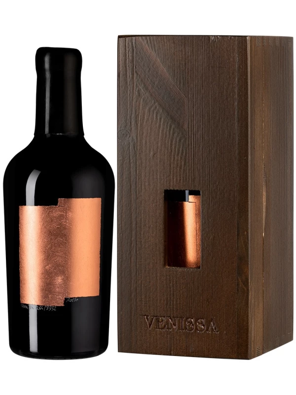 Venissa Rosso wooden box