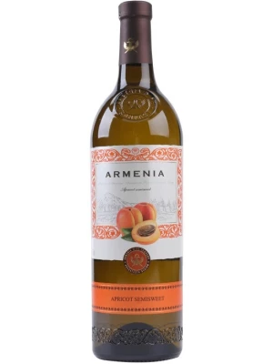 Вино Armenia Apricot Semi-Sweet 0.75 л