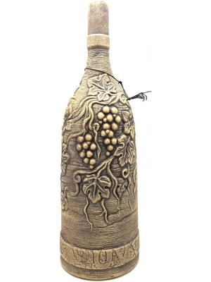 Вино Usakhelauris Venakhebi, Kindzmarauli, ceramic bottle 2 л
