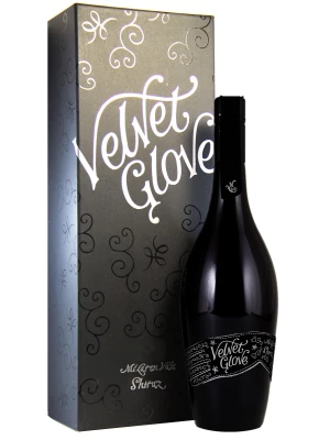 Вино Mollydooker, Velvet Glove Shiraz, gift box 2018, 0.75 л