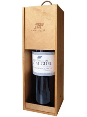 Вино Herdade de Sao Miguel Colheita Seleccionada Tinto, wooden box 2016, 1.5 л