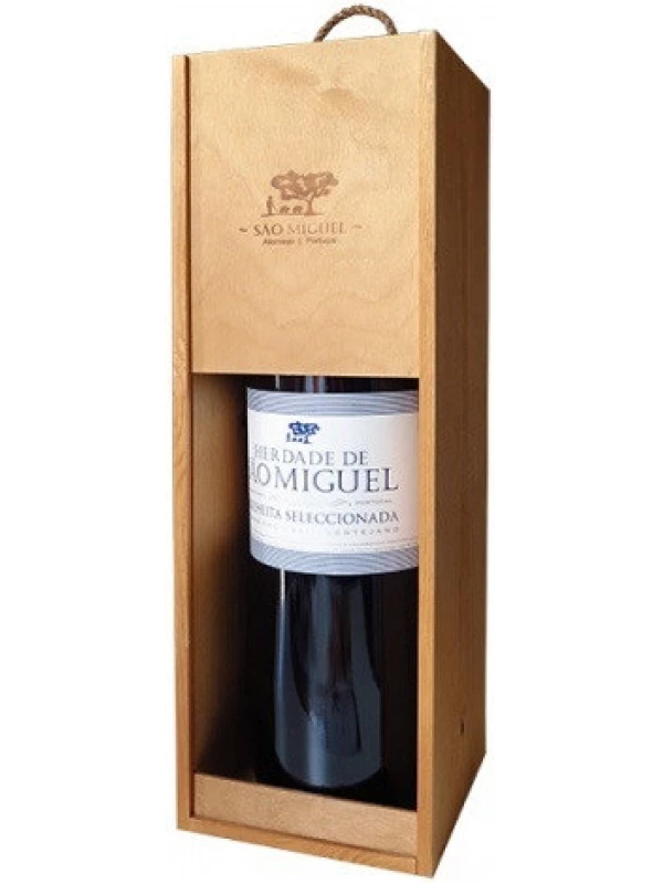 Herdade de Sao Miguel Colheita Seleccionada Tinto, wooden box