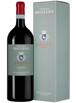 Вино Tasca d'Almerita, Cygnus Sicilia DOC, gift box 2020, 1.5 л