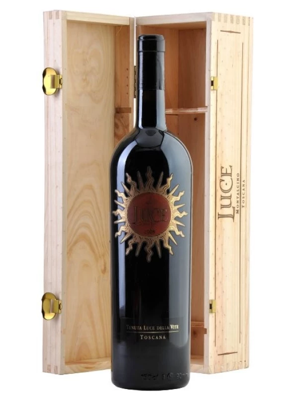 Luce, wooden box