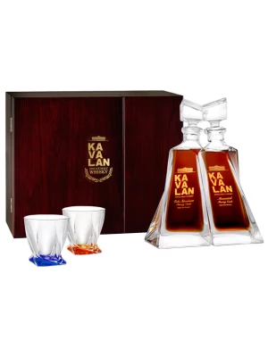 Виски Kavalan, Solist Moscatel (56,3%), Kavalan, Solist Pedro Ximenez (57,1%), wooden box with two glasses 1 л