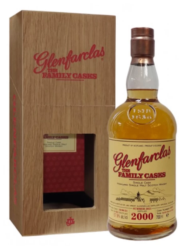 Glenfarclas 2000 Family Casks (57,9%), in wooden box