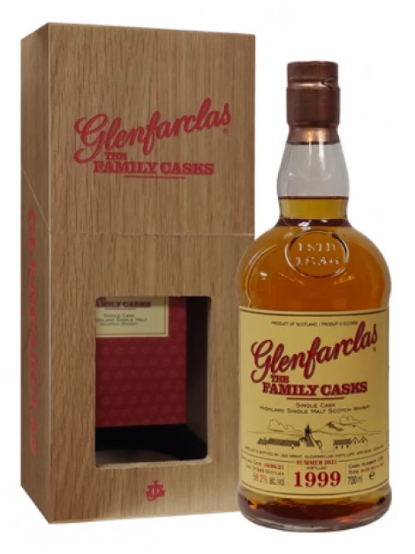 Glenfarclas 1999 Family Casks (58.2%), in wooden box