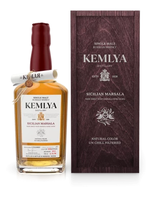 Виски Kemlya Sicilian Marsala, wooden box 0.7 л