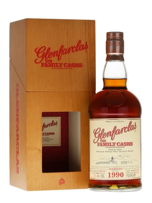 Виски Glenfarclas 1990 Family Casks, in wooden box 1990 0.7 л