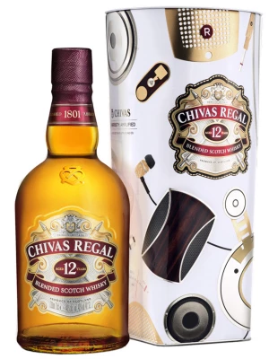 Виски Chivas Regal 12 years old, metal box 0.7 л